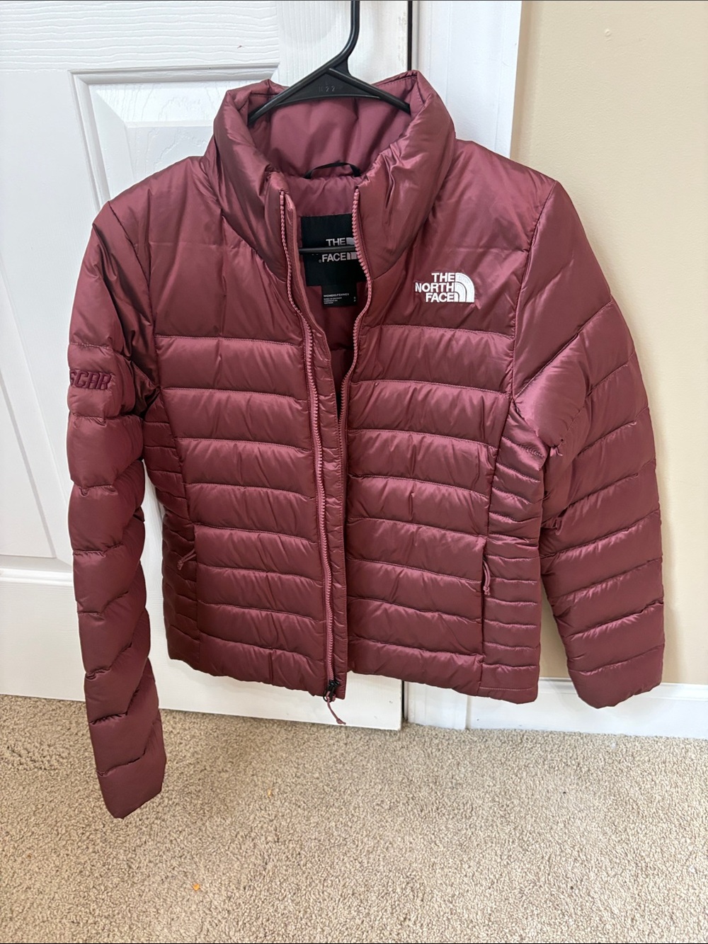 The North Face Women's Maroon Quilted Packable Puffer Jacket